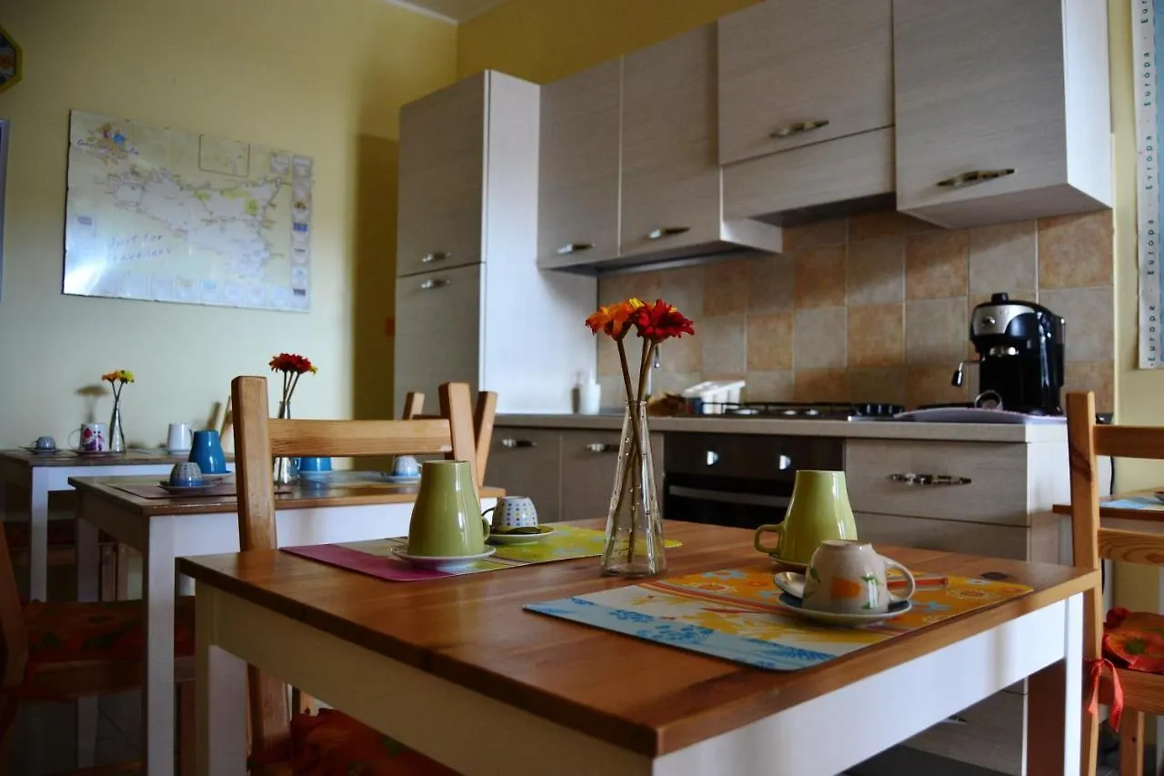 B & B S. Elia Villa Surrounded By Greenery Inside The Historic Dubini Park San Cataldo Panzió
